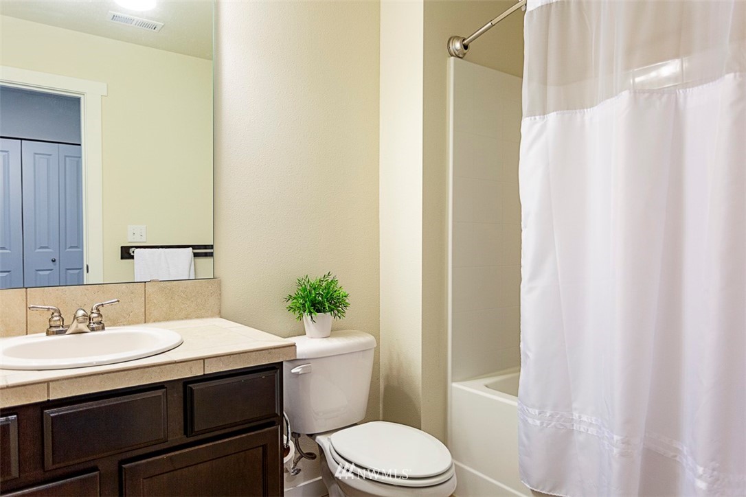21213 43rd Drive Southeast Bothell, WA 98021 - Photo 13 of 17 Gallery Image 13