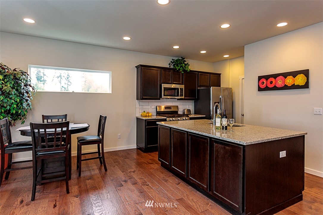21213 43rd Drive Southeast Bothell, WA 98021 - Photo 4 of 17 Gallery Image 4