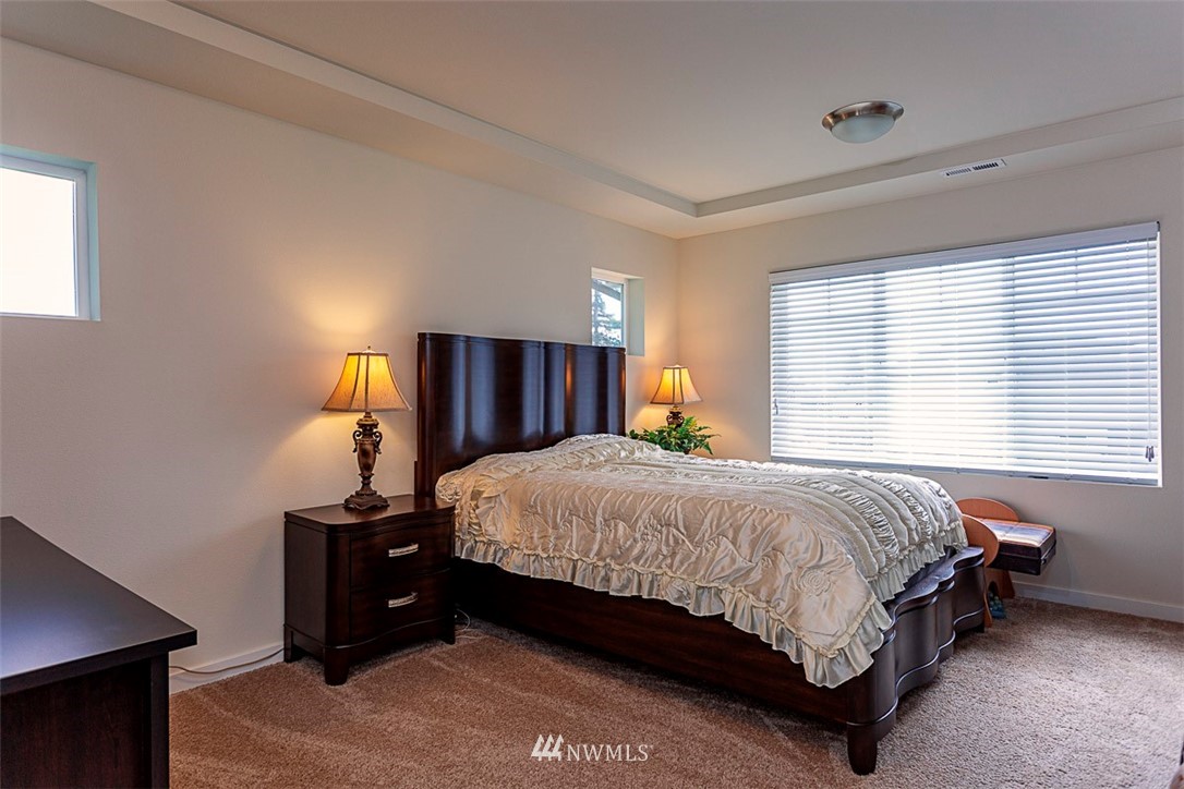 21213 43rd Drive Southeast Bothell, WA 98021 - Photo 9 of 17 Gallery Image 9