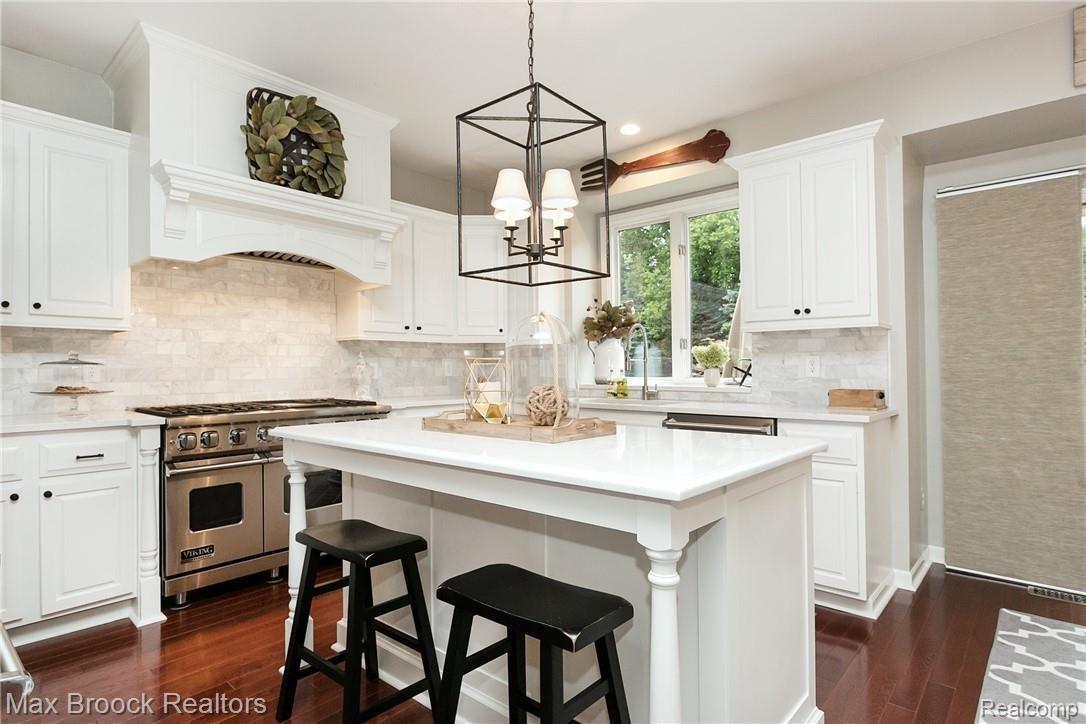 1796 Chase Drive Rochester, MI 48307 - Photo 8 of 33 Chase-18.jpg