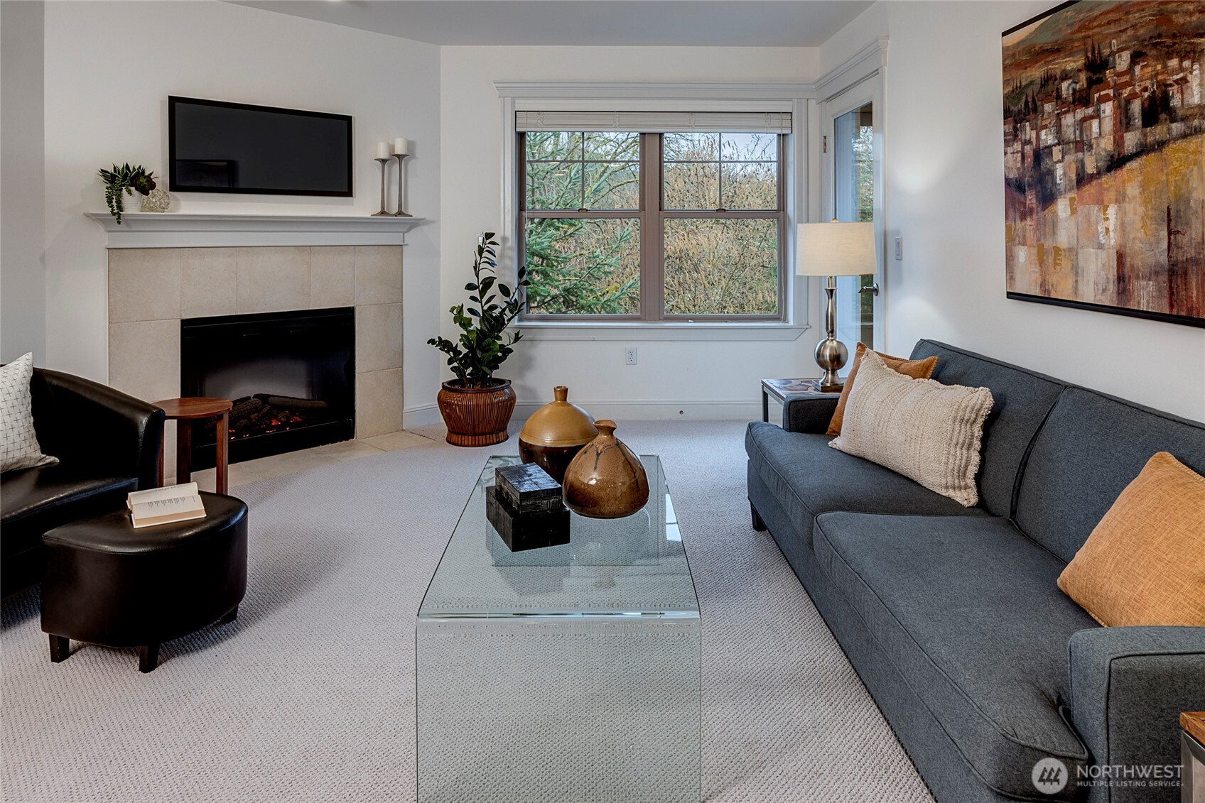 3150 West Government Way, Unit 404 Seattle, WA 98199 - Photo 12 of 28