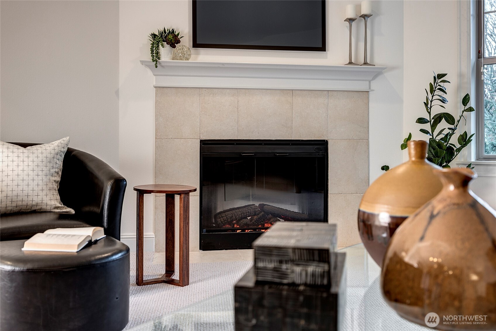 3150 West Government Way, Unit 404 Seattle, WA 98199 - Photo 13 of 28
