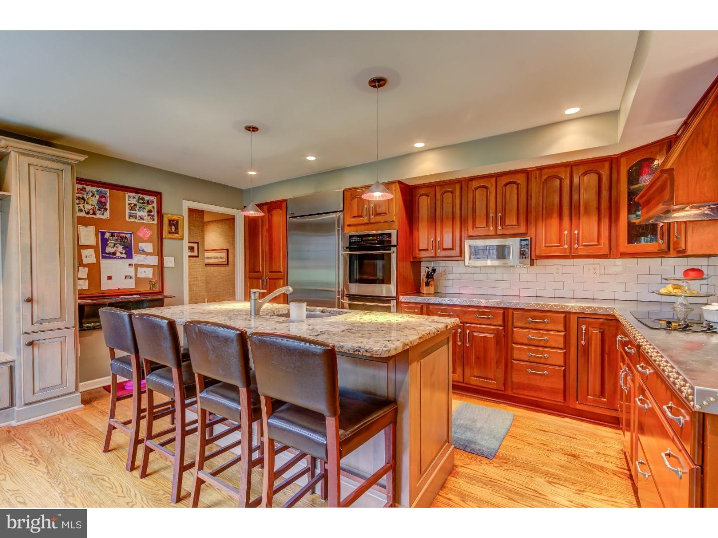 636 Llewelyn Road Berwyn, PA 19312 - Photo 9 of 25