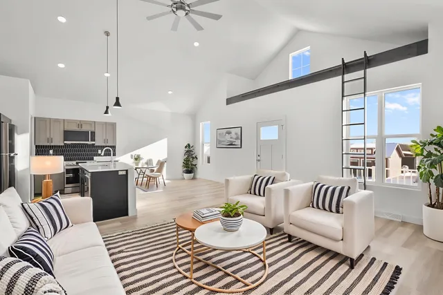 $404,900 | 106 Lupine, Poynette, WI 53955