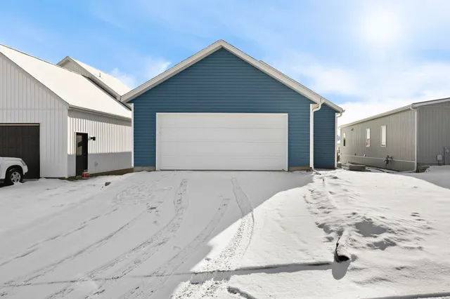 $404,900 | 106 Lupine, Poynette, WI 53955