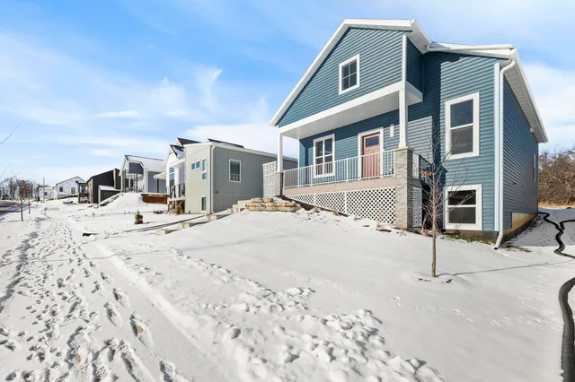 $404,900 | 106 Lupine, Poynette, WI 53955