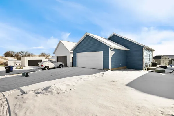$404,900 | 106 Lupine, Poynette, WI 53955