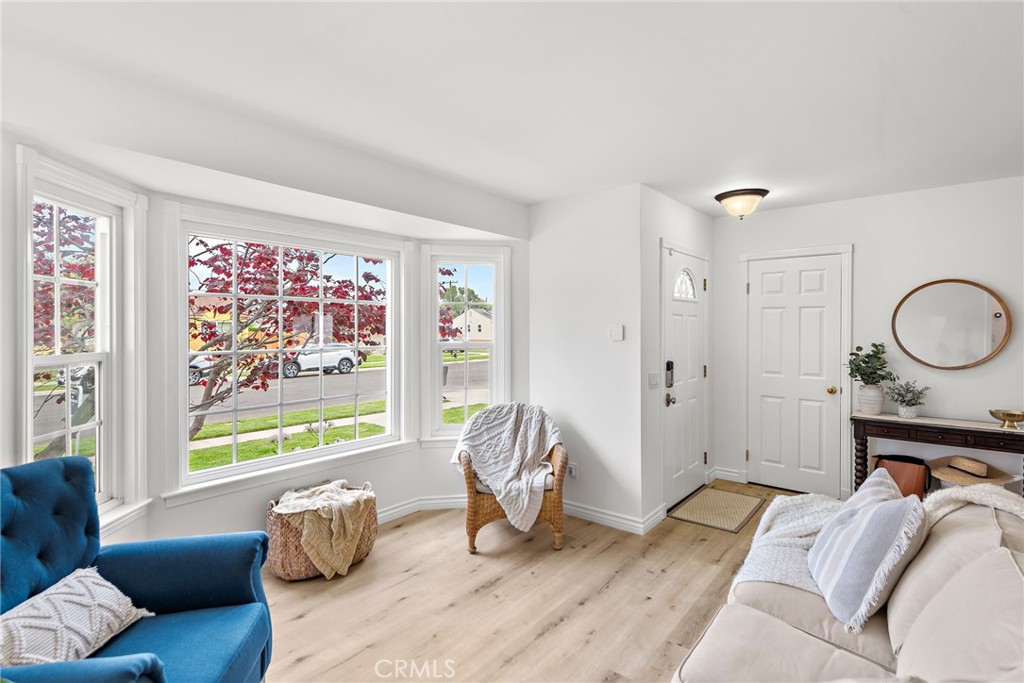 11101 Langley Drive Los Alamitos, CA 90720 - Photo 5 of 30