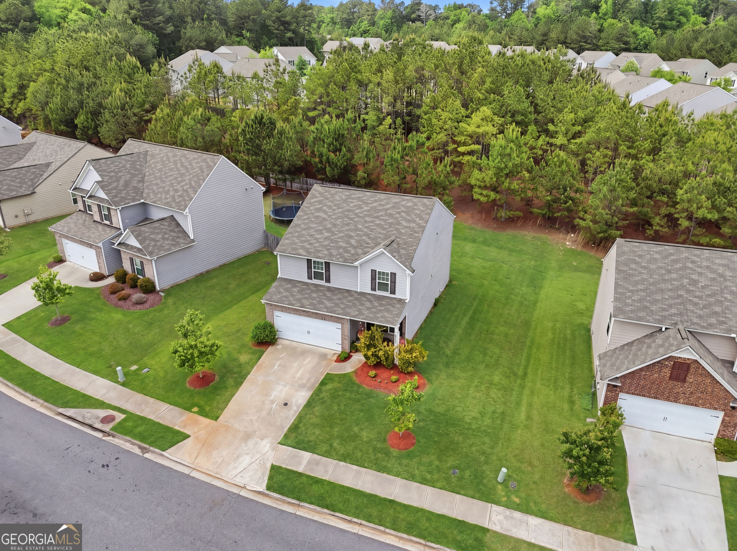 825 Fitzroy Drive Athens, GA 30606 - Photo 3 of 45