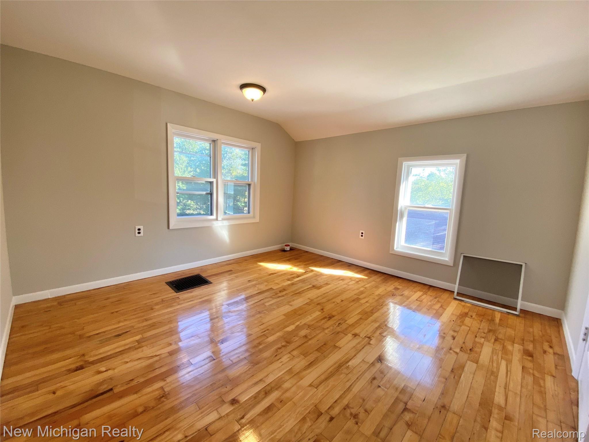14158 North Genesee Road Clio, MI 48420 - Photo 25 of 40 B9670743-685F-43CF-B4C7-F7CDFF1BFCA8.jpeg