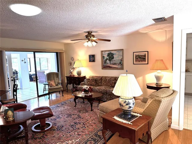 $470,000 | 229 Laurel Hollow Drive, Unit 83, Nokomis, FL 34275