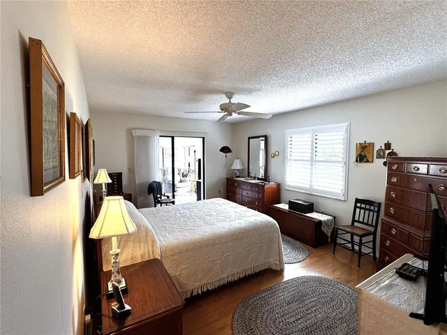 $470,000 | 229 Laurel Hollow Drive, Unit 83, Nokomis, FL 34275