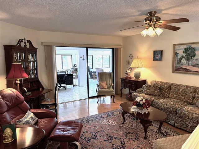 $470,000 | 229 Laurel Hollow Drive, Unit 83, Nokomis, FL 34275