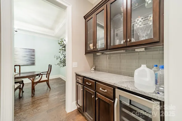 $750,000 | 131 Boyce Road, Charlotte, NC 28211