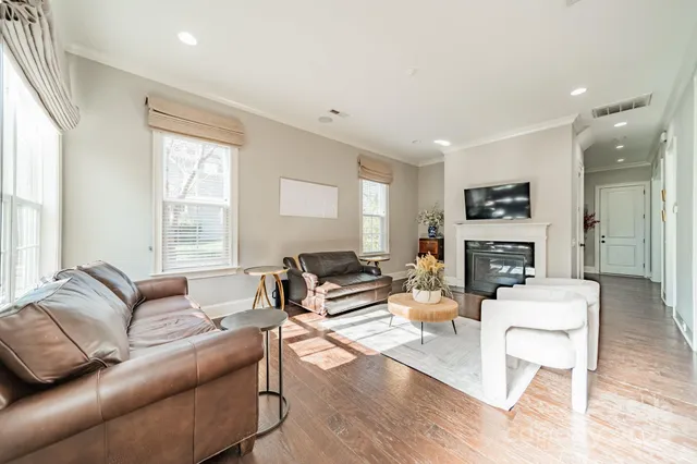 $750,000 | 131 Boyce Road, Charlotte, NC 28211