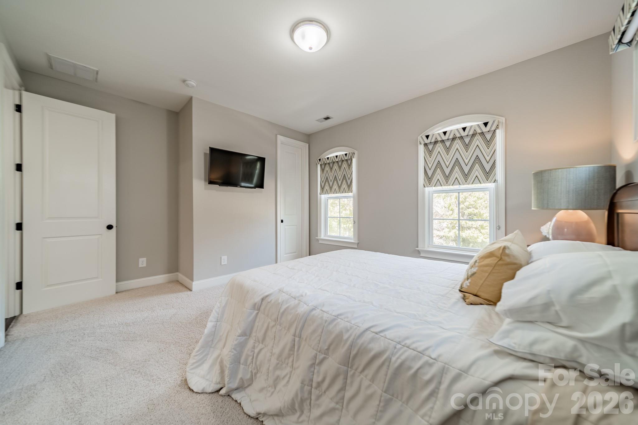 131 Boyce Road Charlotte, NC 28211 - Photo 32 of 48