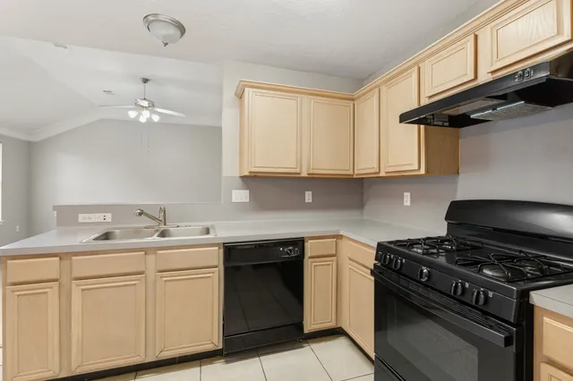 $1,700 | 21507 Bridgewater Pointe, Katy, TX 77449