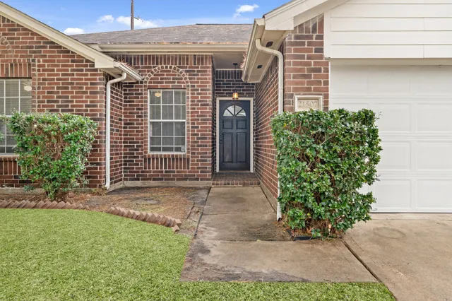 $1,700 | 21507 Bridgewater Pointe, Katy, TX 77449