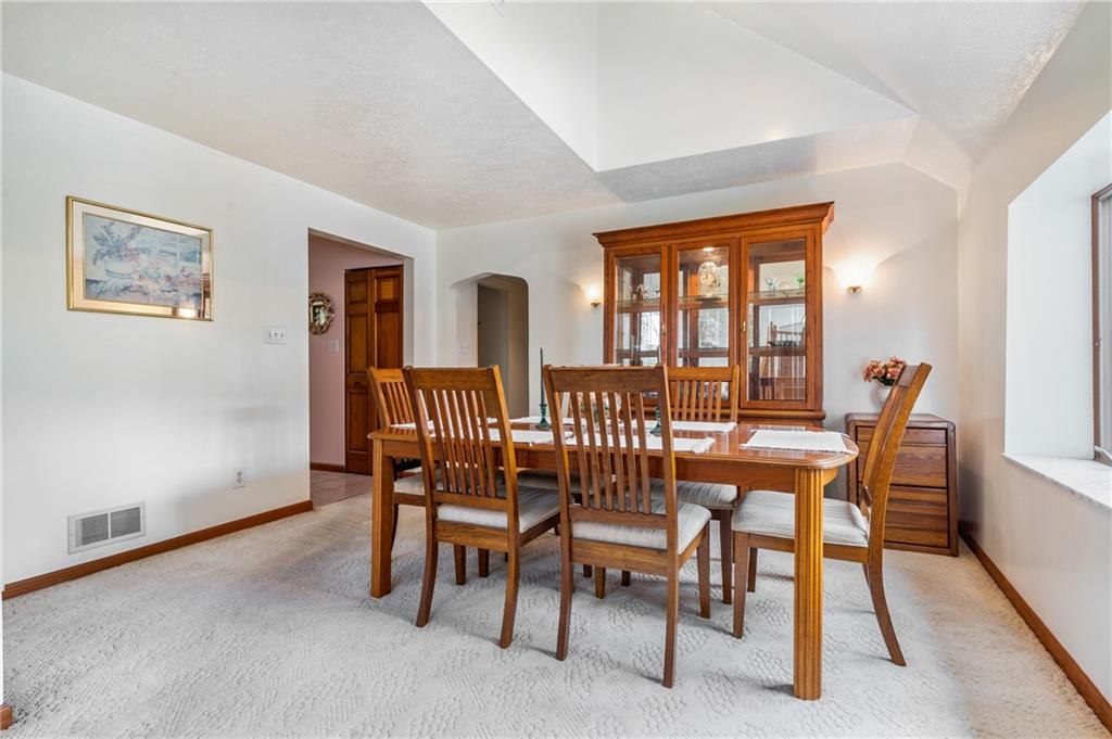 856 Hulton Road Verona, PA 15147 - Photo 13 of 32 Gallery Image 13