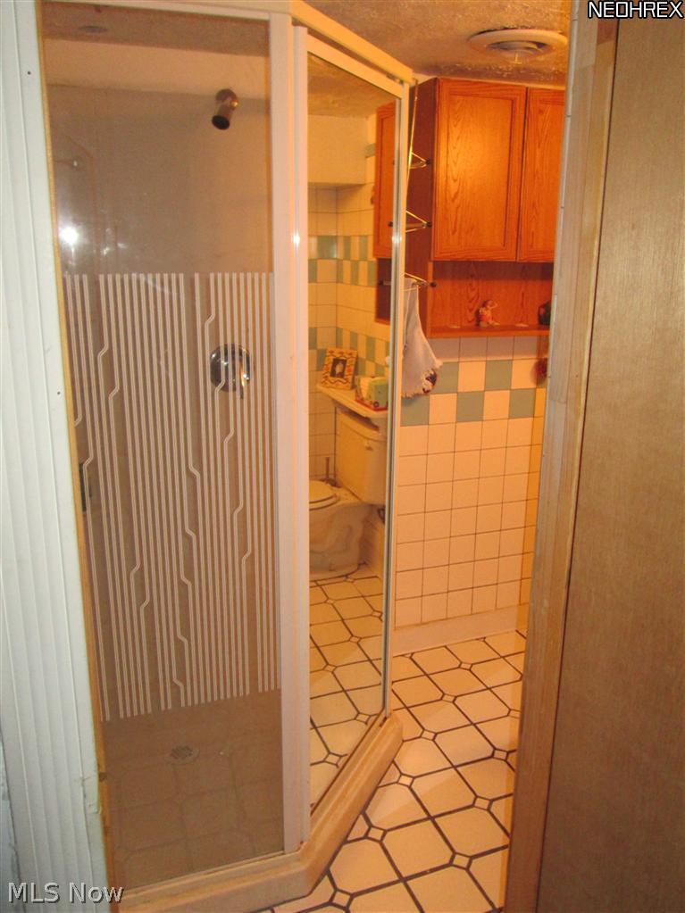 6915 Ridgewood Avenue Parma, OH 44129 - Photo 23 of 25