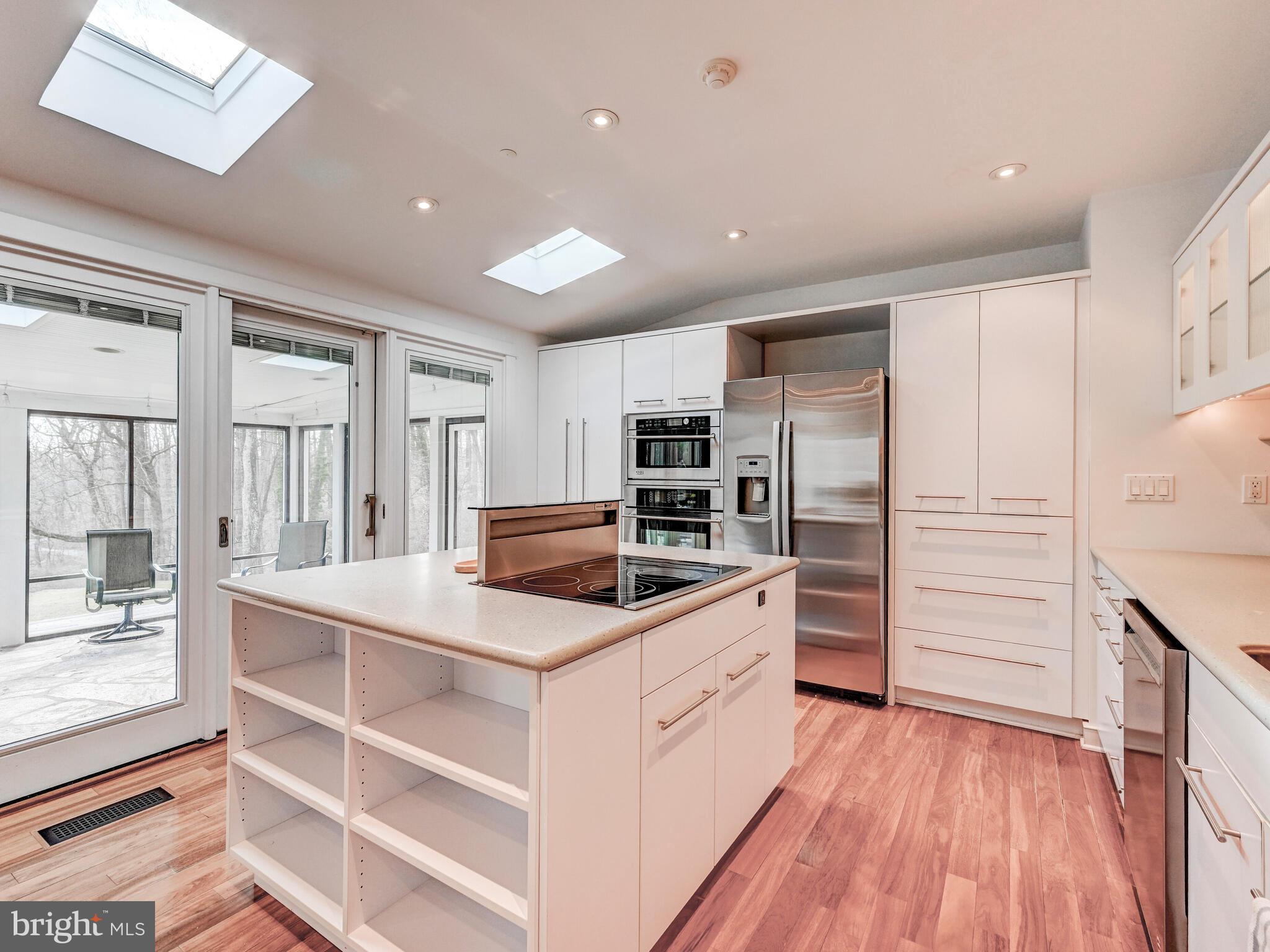 6138 Barroll Road Baltimore, MD 21209 - Photo 13 of 26