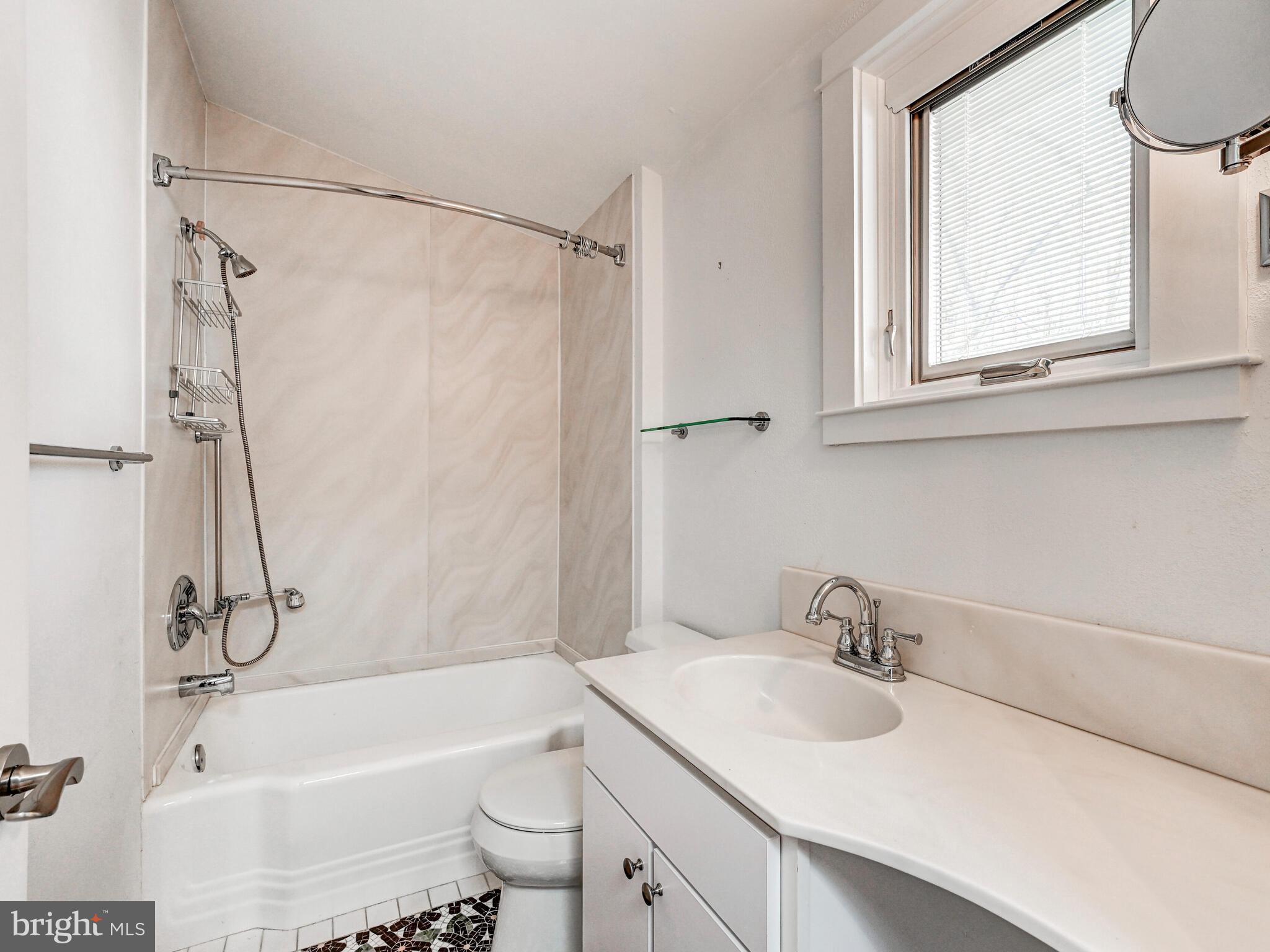 6138 Barroll Road Baltimore, MD 21209 - Photo 20 of 26 Second full bath