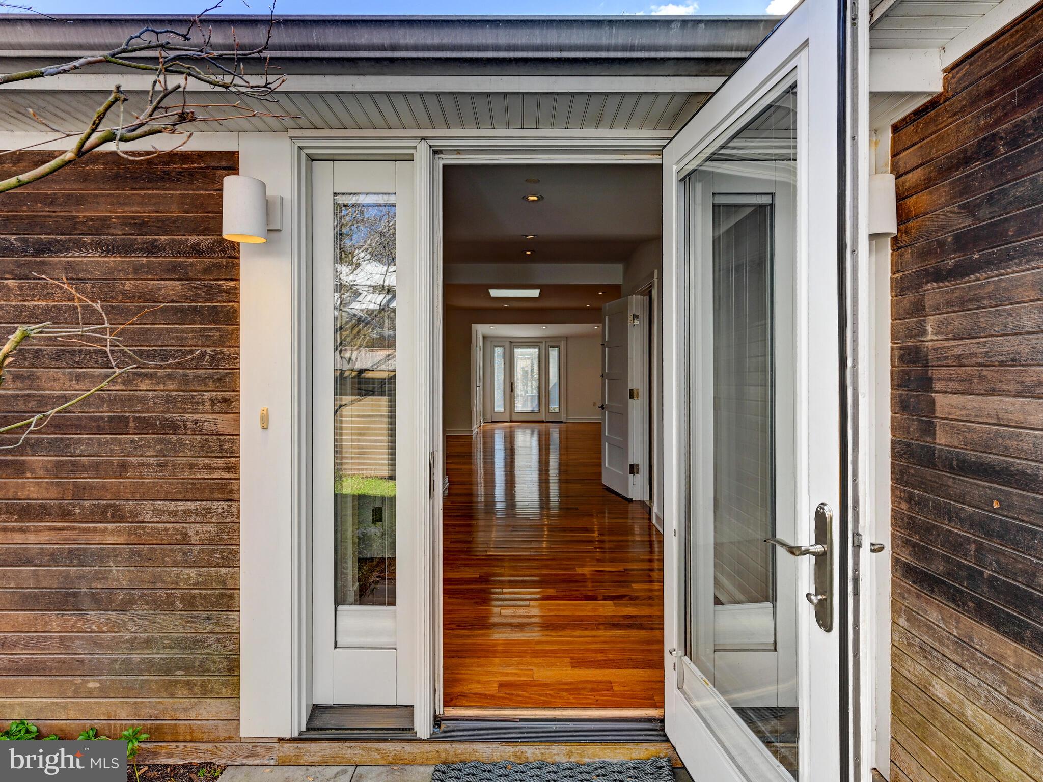 6138 Barroll Road Baltimore, MD 21209 - Photo 6 of 26 All on one level.