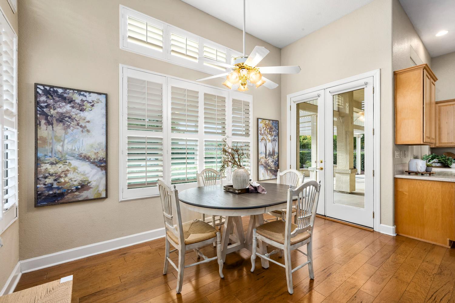 856 Mossy Ridge Lane Lincoln, CA 95648 - Photo 18 of 44 a dining room with furniture and window