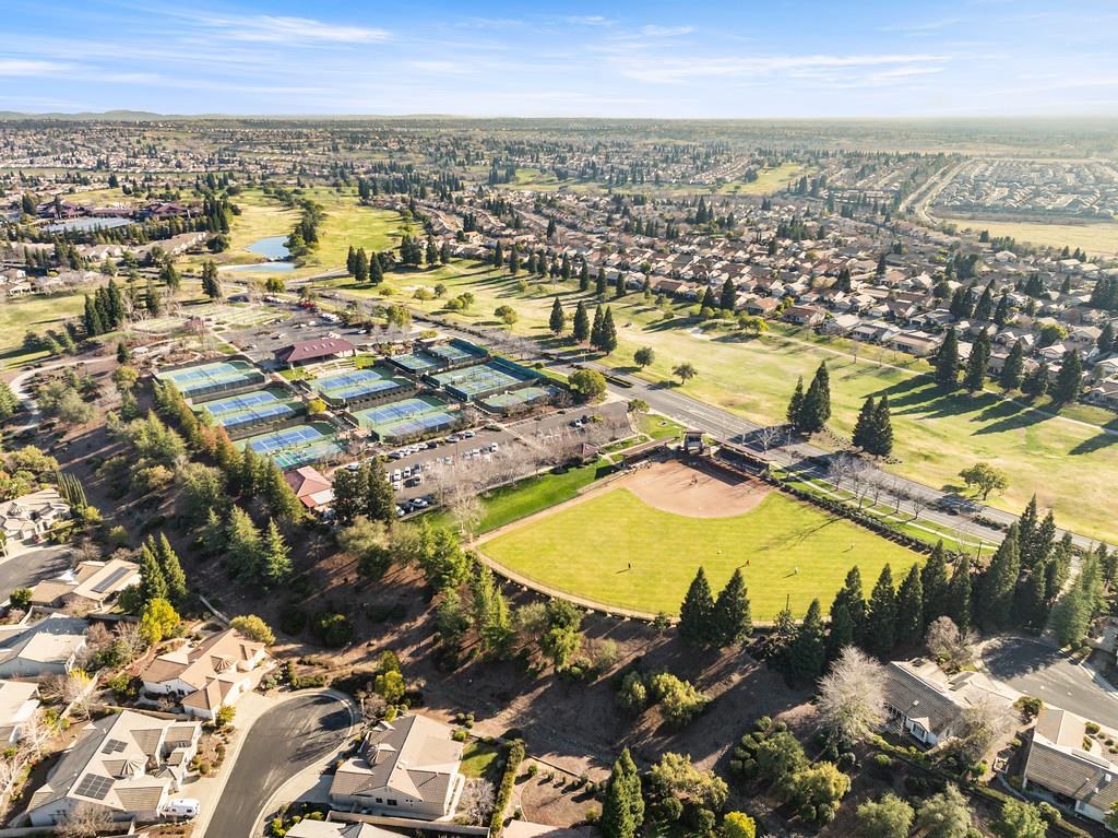856 Mossy Ridge Lane Lincoln, CA 95648 - Photo 44 of 44 an aerial view of residential houses with outdoor space