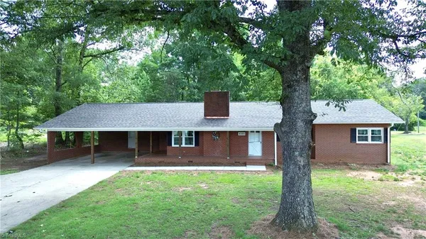 $369,900 | 4505 Highway 21, Hamptonville, NC 27020