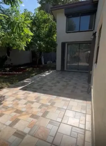 $525,500 | 13352 Southwest 108th St Circle, Miami, FL 33186