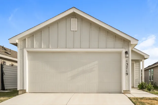 $1,375 | 13719 Bucket Way, San Antonio, TX 78252