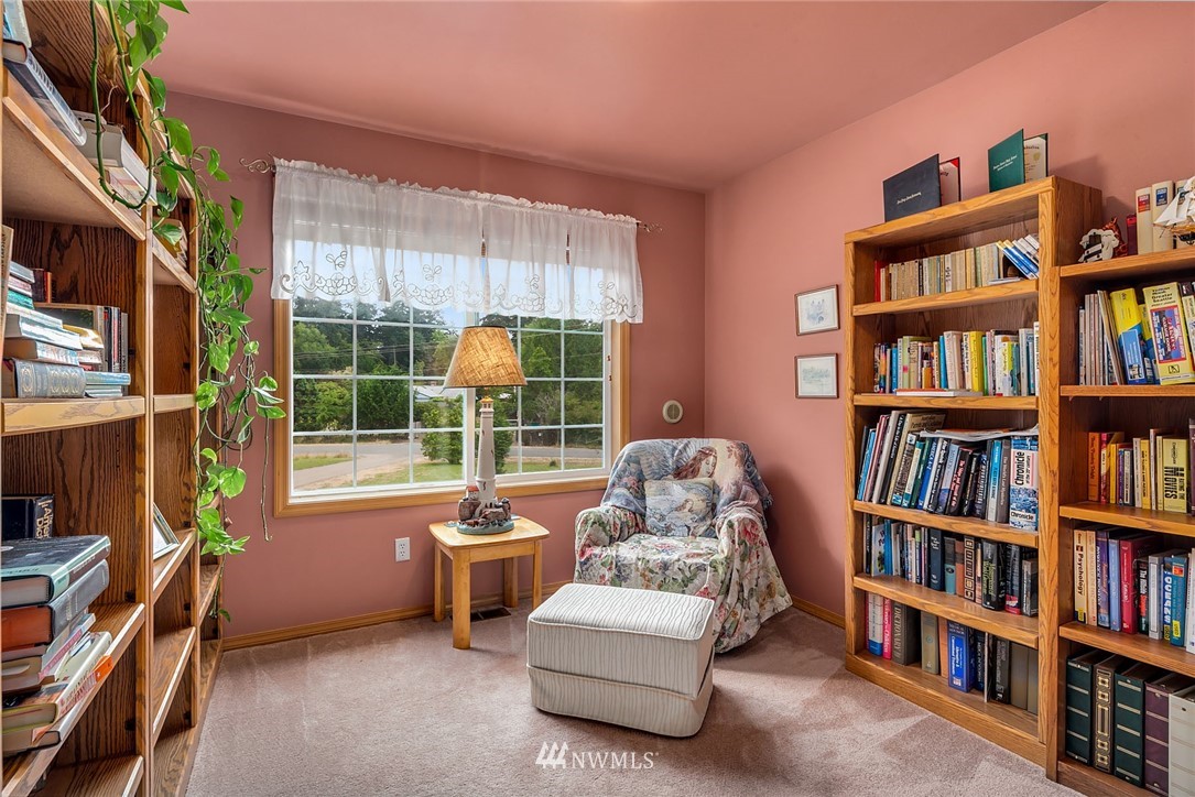 9924 Southwest 156th Street Vashon, WA 98070 - Photo 19 of 25