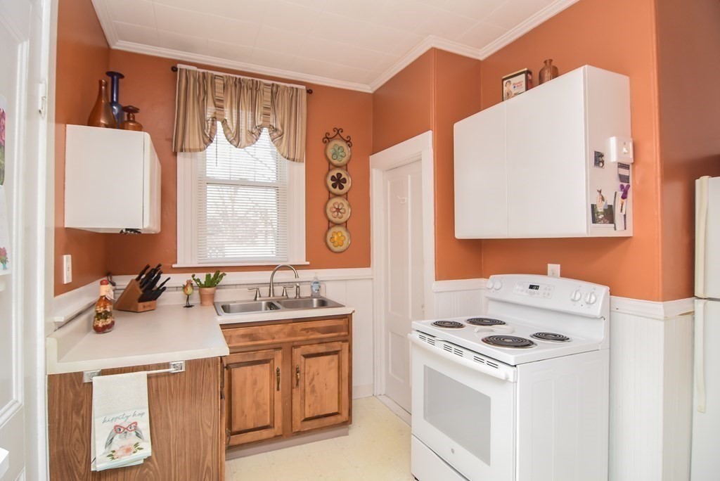 6 Stevens Street Methuen, MA 01844 - Photo 27 of 42