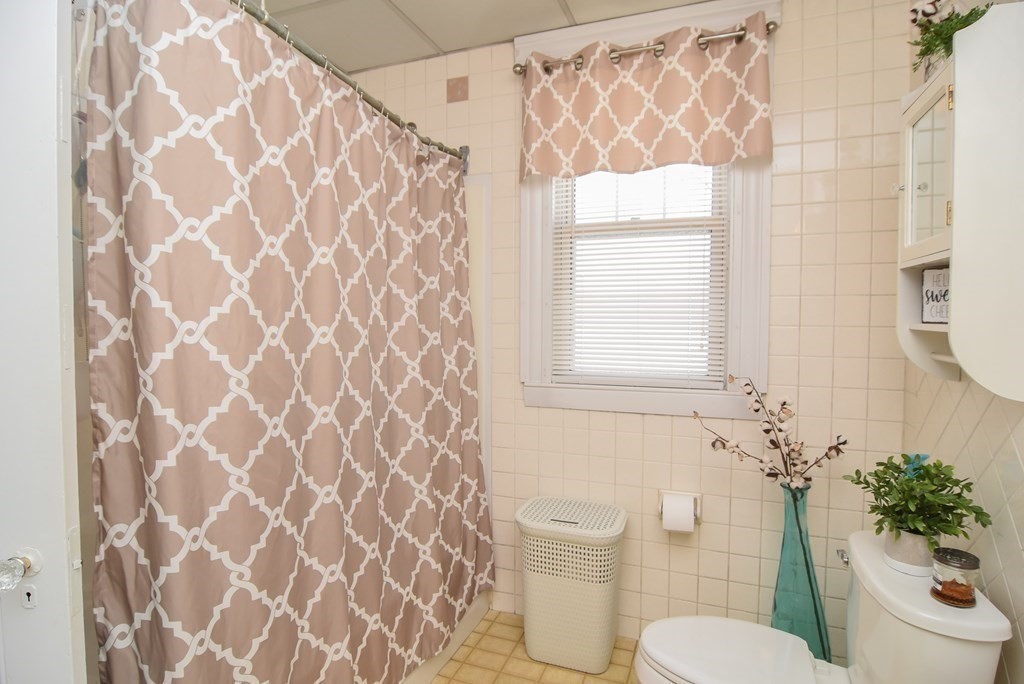 6 Stevens Street Methuen, MA 01844 - Photo 29 of 42