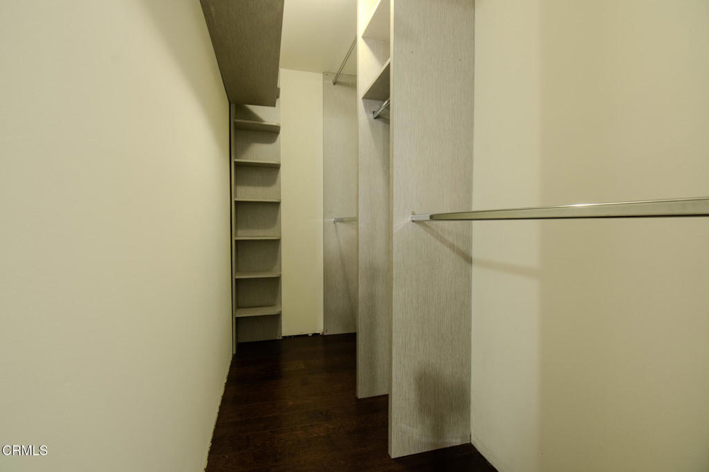 4635 Cartwright Avenue Los Angeles, CA 91602 - Photo 18 of 48 DSC_0084-HDR