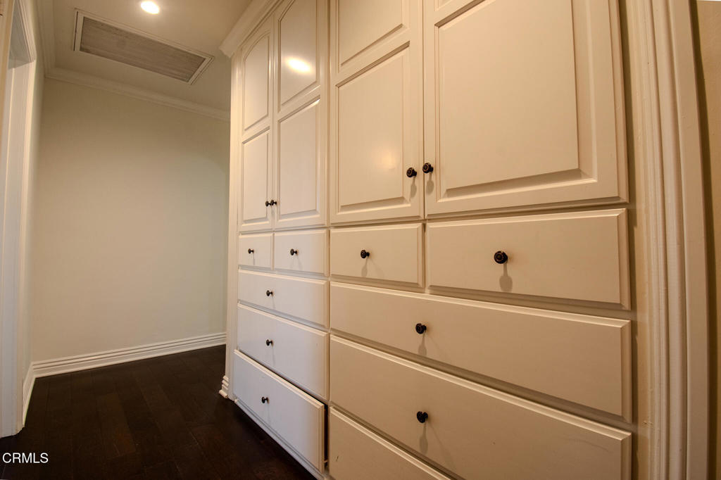 4635 Cartwright Avenue Los Angeles, CA 91602 - Photo 24 of 48 DSC_0108-HDR