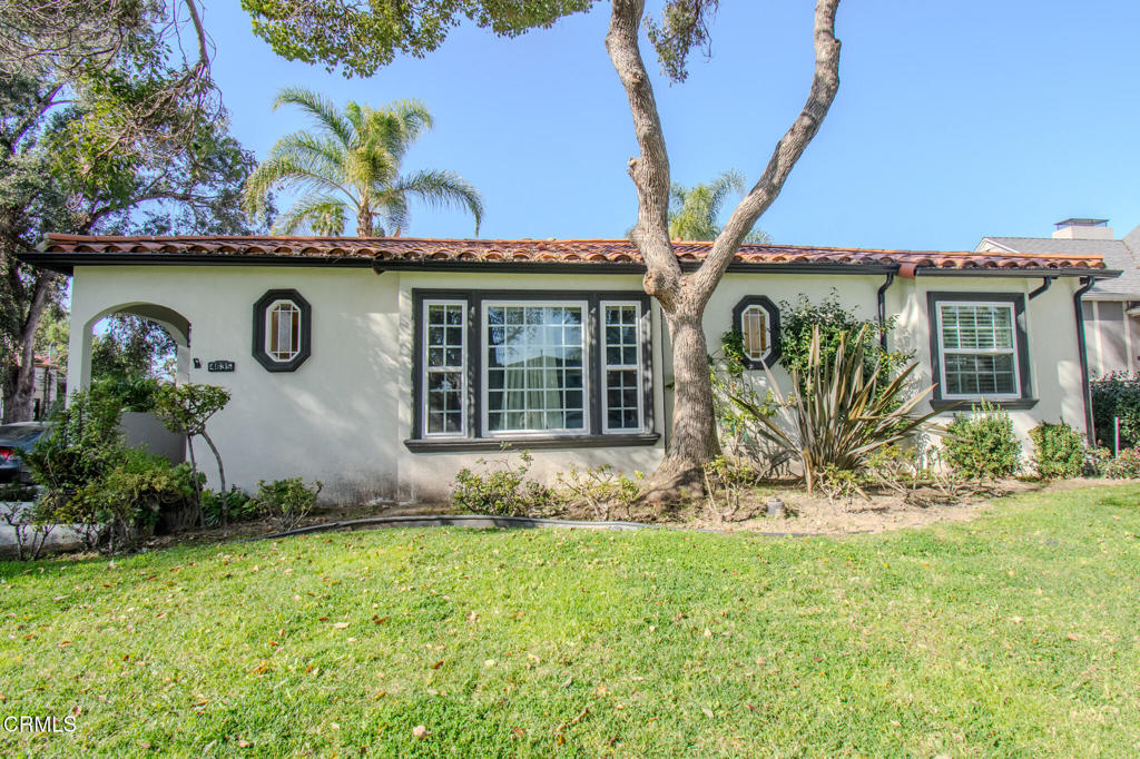 4635 Cartwright Avenue Los Angeles, CA 91602 - Photo 33 of 48 DSC_0144-HDR