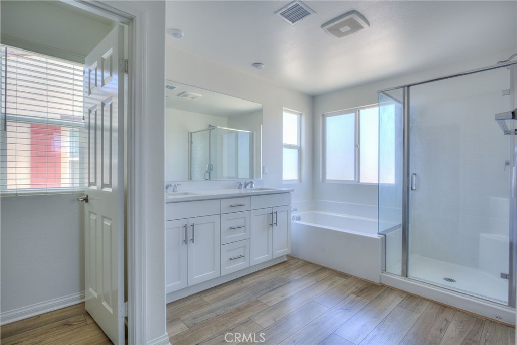 202 Bonita Lane Rialto, CA 92376 - Photo 23 of 43