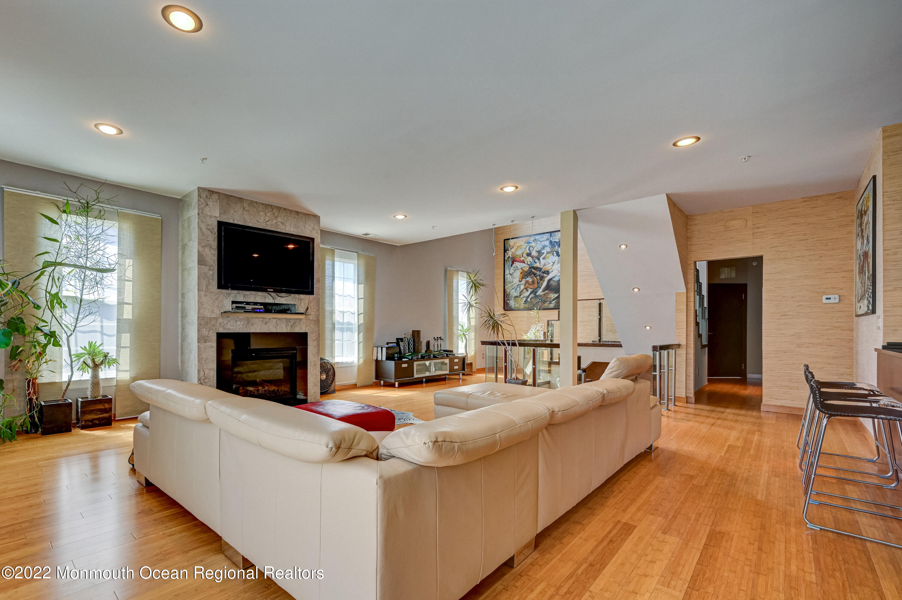 212 April Way Middletown, NJ 07748 - Photo 9 of 31 212_april_way013