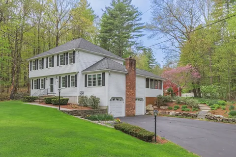$699,900 | 118 Lawrence Street, Pepperell, MA 01463