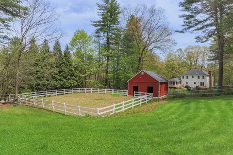 $699,900 | 118 Lawrence Street, Pepperell, MA 01463