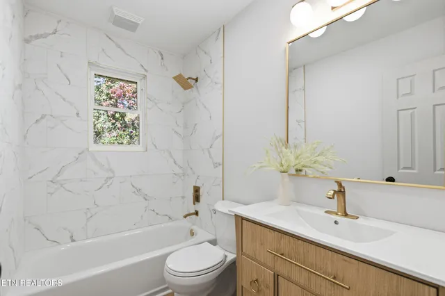 $379,000 | 1413 Mt Vista Drive, Knoxville, TN 37920