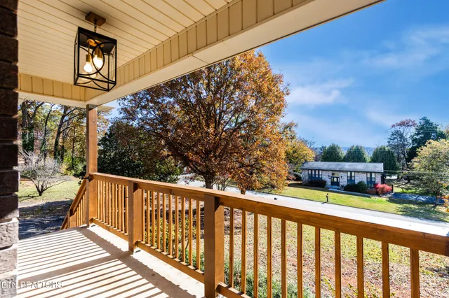 $379,000 | 1413 Mt Vista Drive, Knoxville, TN 37920