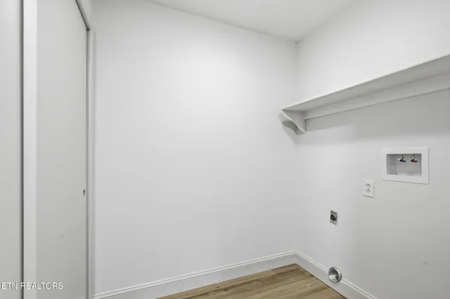 $379,000 | 1413 Mt Vista Drive, Knoxville, TN 37920