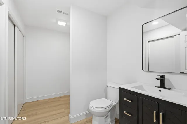 $379,000 | 1413 Mt Vista Drive, Knoxville, TN 37920