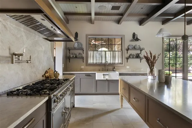 $4,500,000 | 702 VÃa Bella, Winter Park, FL 32789