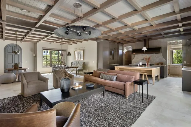 $4,500,000 | 702 VÃa Bella, Winter Park, FL 32789