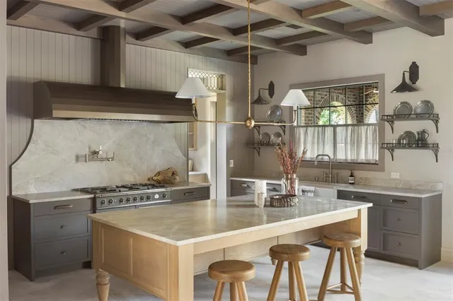 $4,500,000 | 702 VÃa Bella, Winter Park, FL 32789