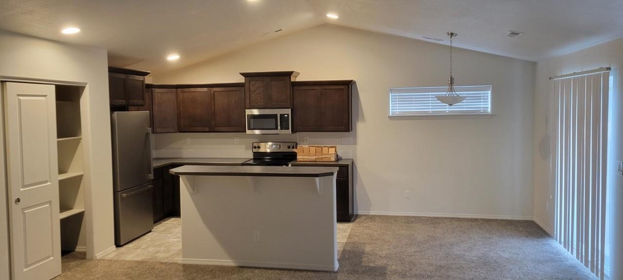 4421 North McCabe Road Spokane Valley, WA 99216 - Photo 3 of 7 Gallery Image 3